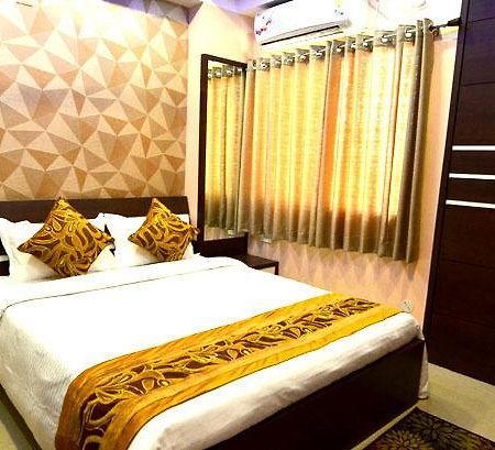 Tulip Residency Hotel Дибругар Екстериор снимка